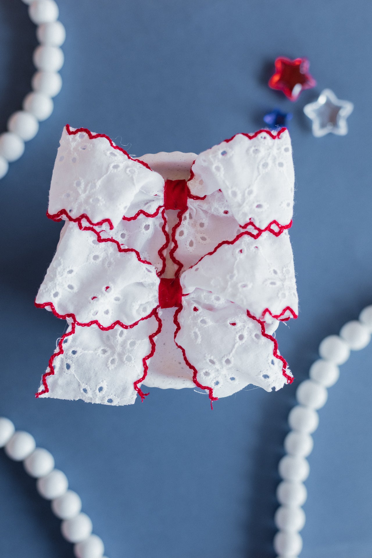 Red Lined Eyelet Pigtail Set