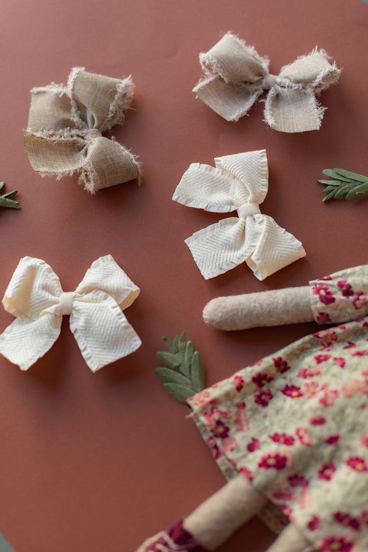 Neutral Frayed Pigtail Set