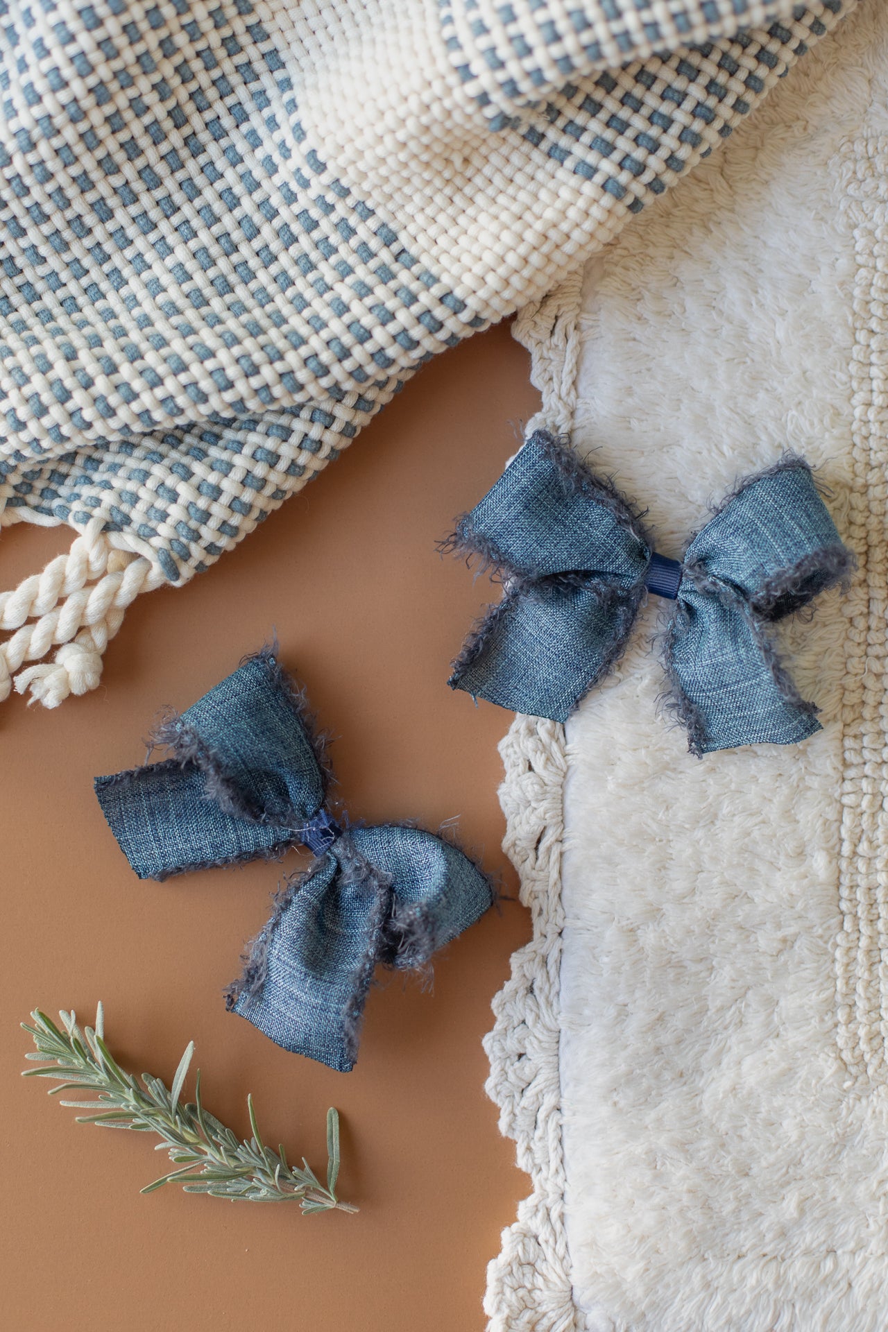 Navy Frayed Pigtail Set